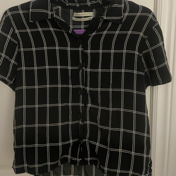 Urban outfitters short sleeve button up - Picture 1 of 3